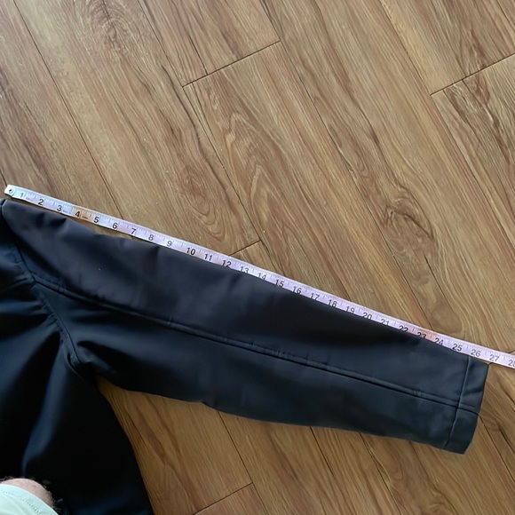 Black Rivet Soft Shell Jacket, Size Large - Picture 5 of 9